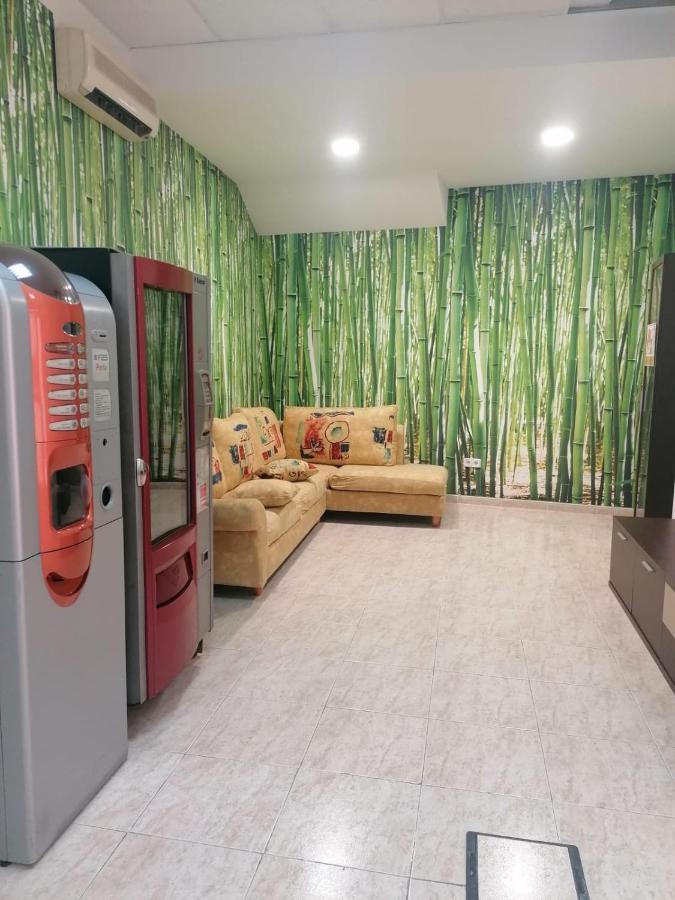 Albergue El Templarin Понферрада Экстерьер фото